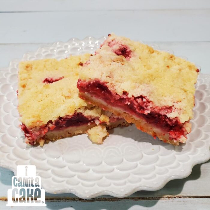 Red Berry Pie Bar by I Canita Cake